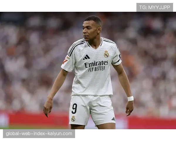 姆巴佩加盟皇马首赛季斩获金靴 禁区外远射已成其标志性武器 姆巴佩加盟皇马首赛季斩获金靴 禁区外远射已成其标志性武器